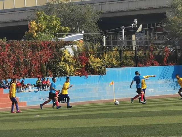 乌鲁木齐市青少年足球市赛,新疆乌鲁木齐校园足球接力