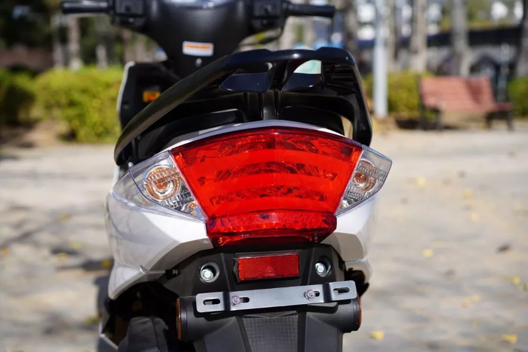 叫板钢铁侠,银钢侠客