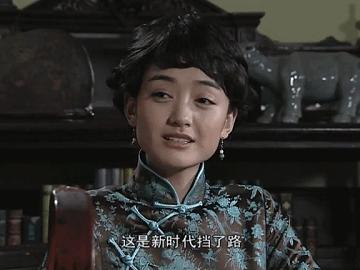 潜伏是披着谍战外衣的职场剧,国产谍战剧全解读潜伏