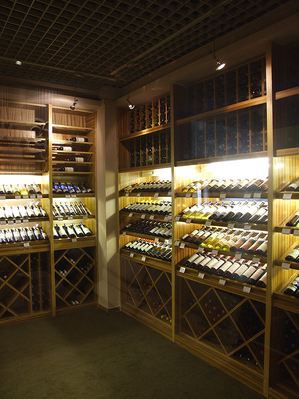 美观实用最新酒柜设计,室内装饰酒柜设计风格