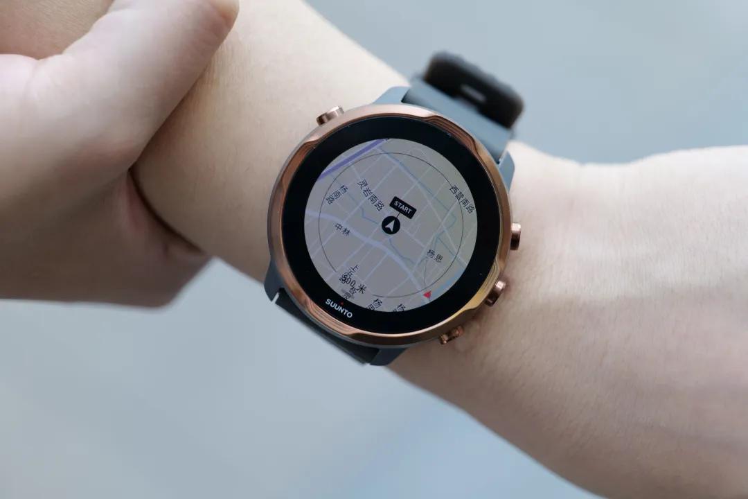 suunto手表哪个系列好,suunto颂拓7智能运动双系统手表