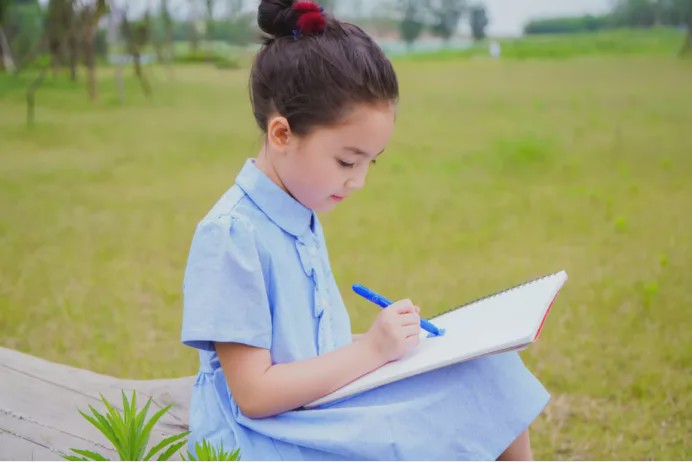 青春有你，真好！成都最美夏季校服大赏