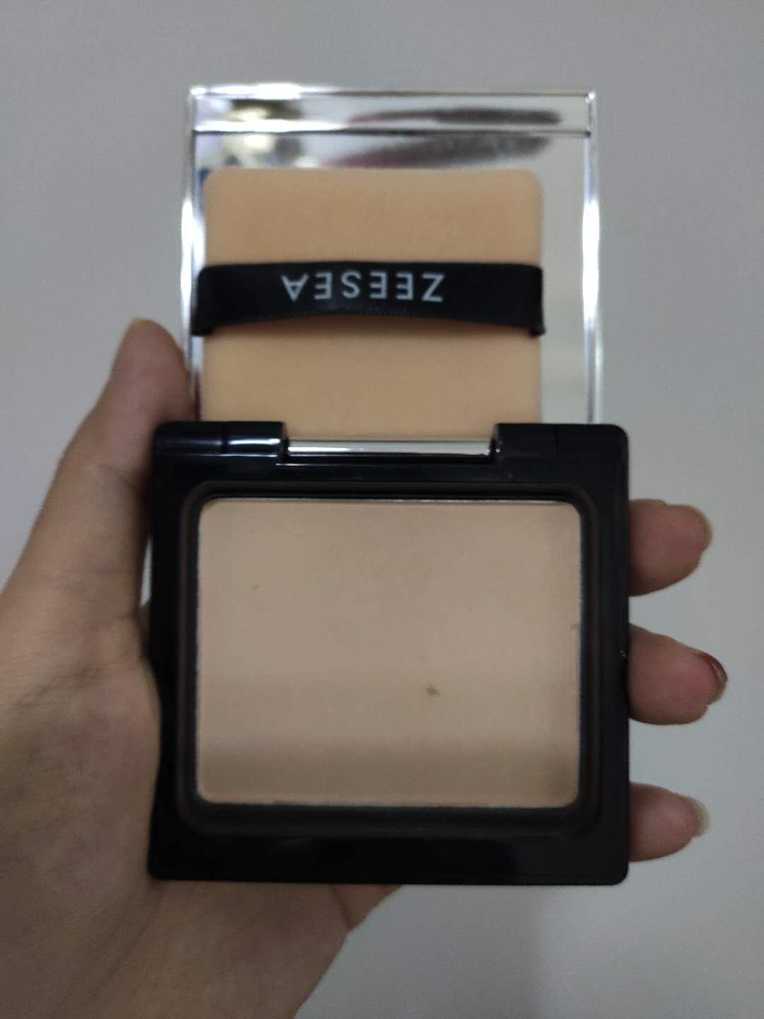 美宝莲粉饼fitme哪个好用,mistine粉饼和akf粉饼哪个好