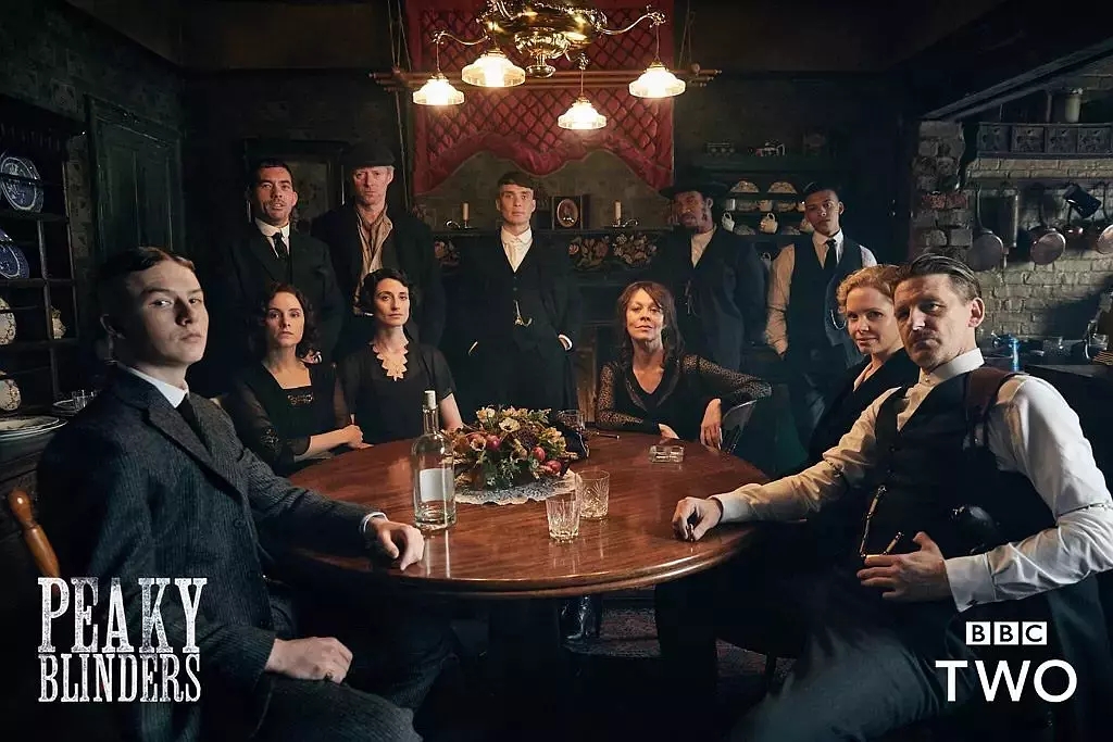 史上最酷黑帮，英伦版《教父》回归，看画面就让你沸腾