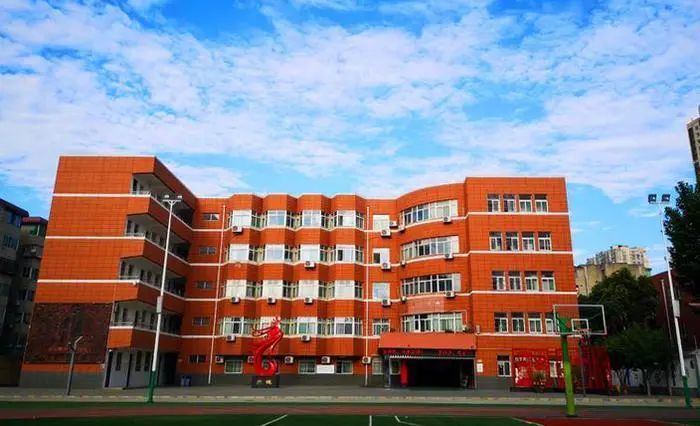 报民办和公办的学校有什么区别,报民办大学的多不