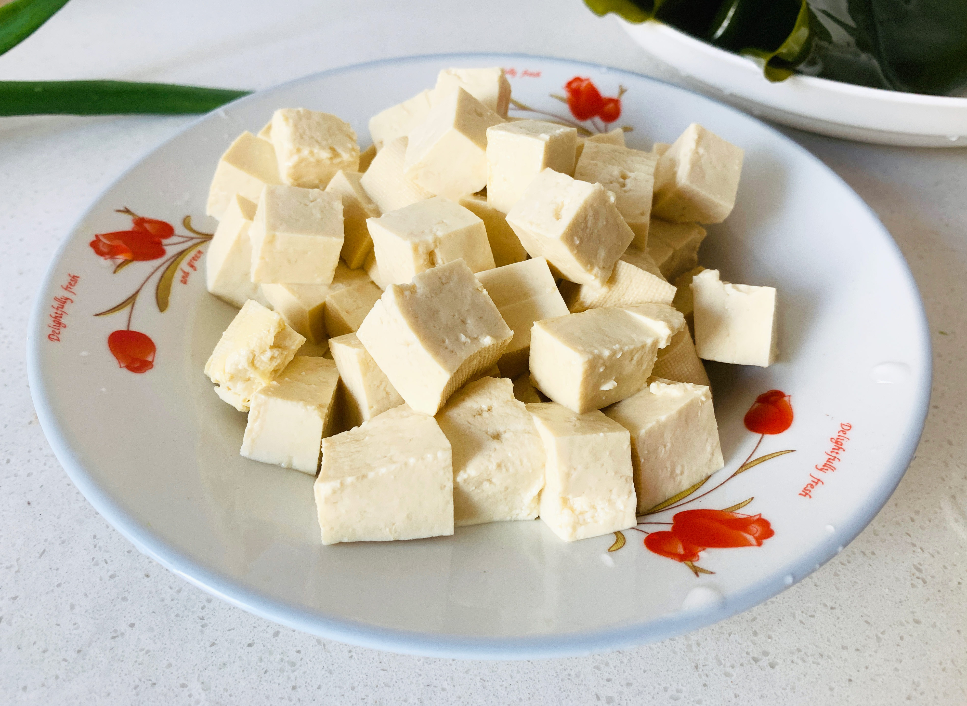 鱼汤的做法鲫鱼炖豆腐放什么材料,鲫鱼炖豆腐豆腐怎么更入味