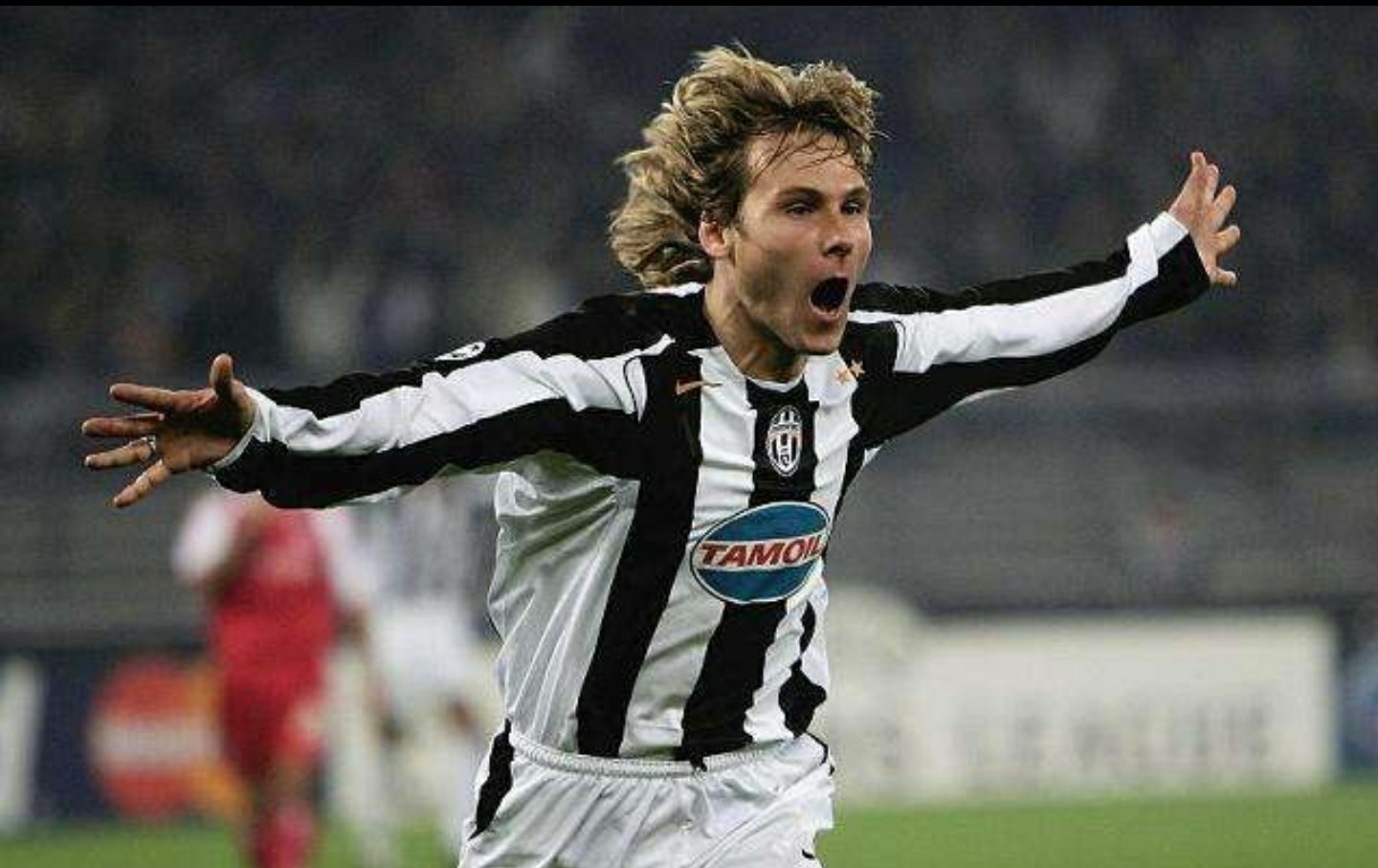 足坛十大铁血队长,足坛十大铁血硬汉