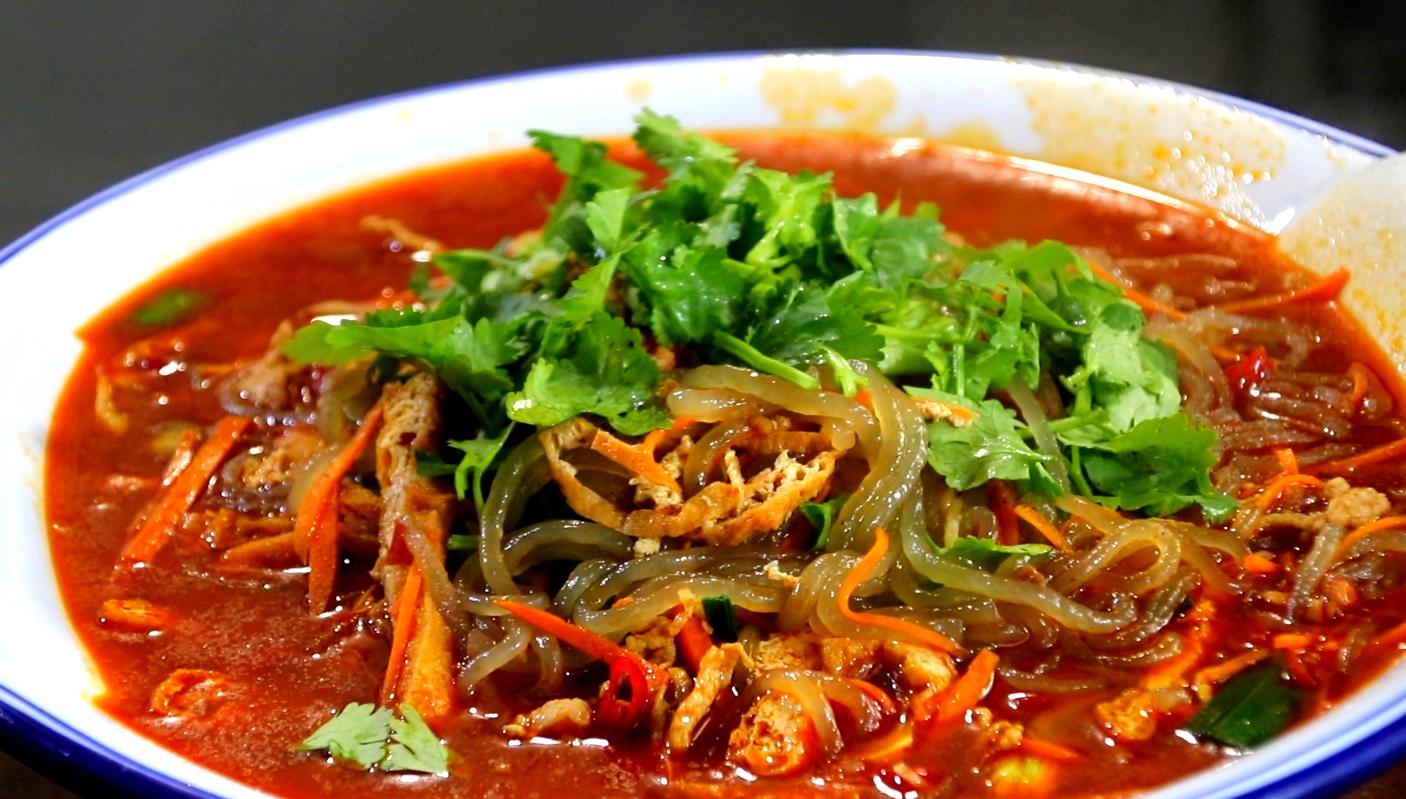 想吃酸辣粉教你方法,您知道酸辣粉怎么做才好吃吗