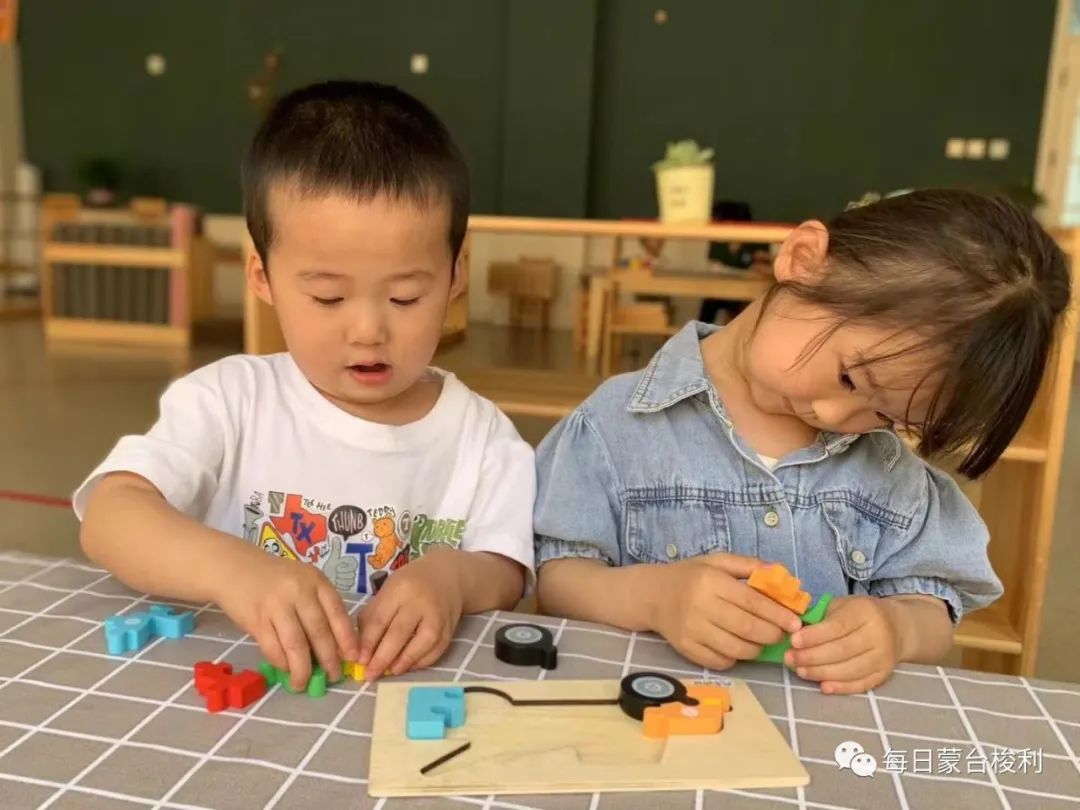 蒙台梭利0-3岁孩子主要的人类倾向,蒙台梭利2岁孩子特别听话