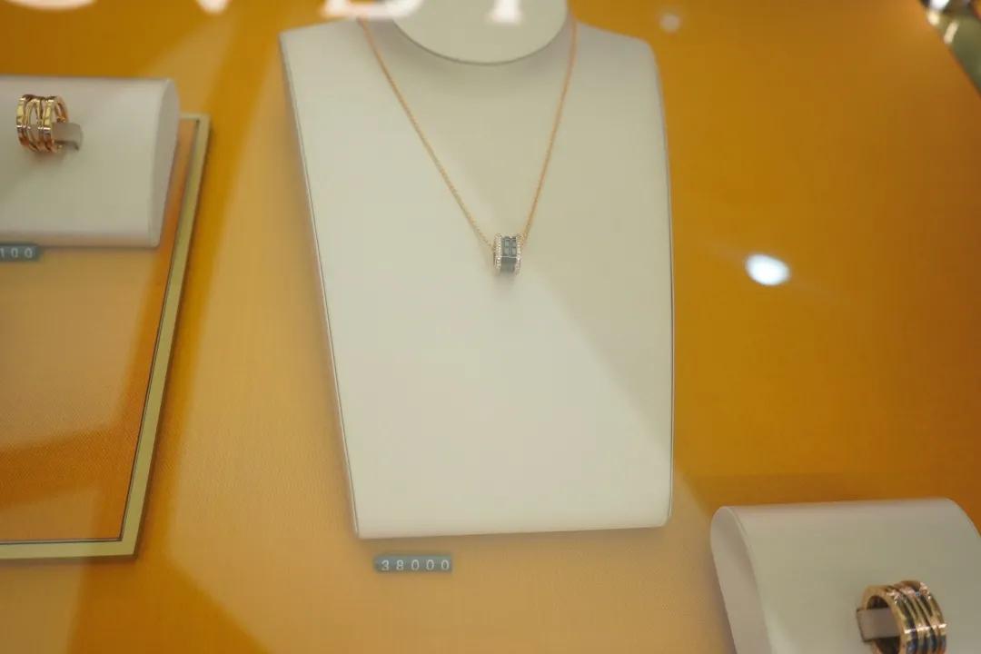 海南美兰日月免税店攻略,海南免税店日月广场店