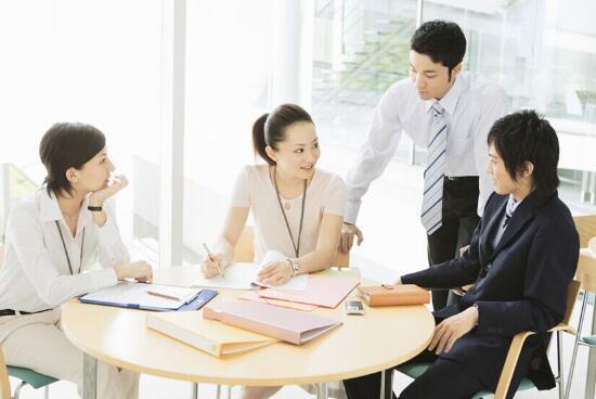 一个人是创业好还是上班好,上班和创业哪个更合适