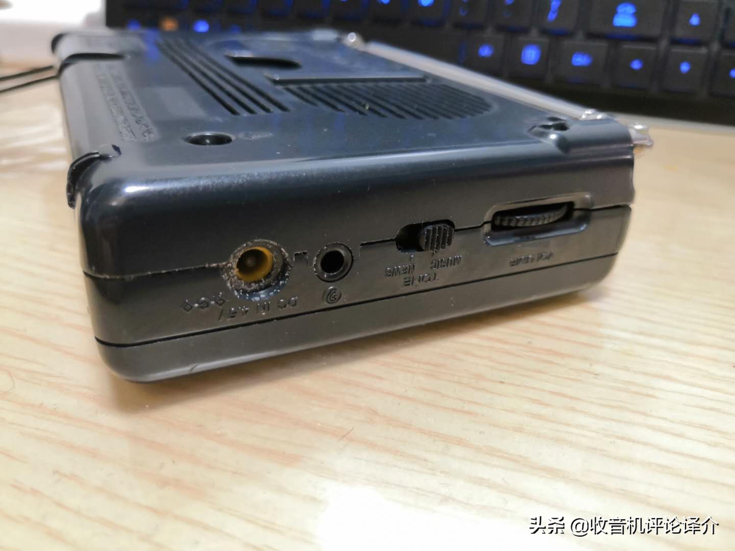 索尼和德生哪个好,索尼和德生收音机拆机对比