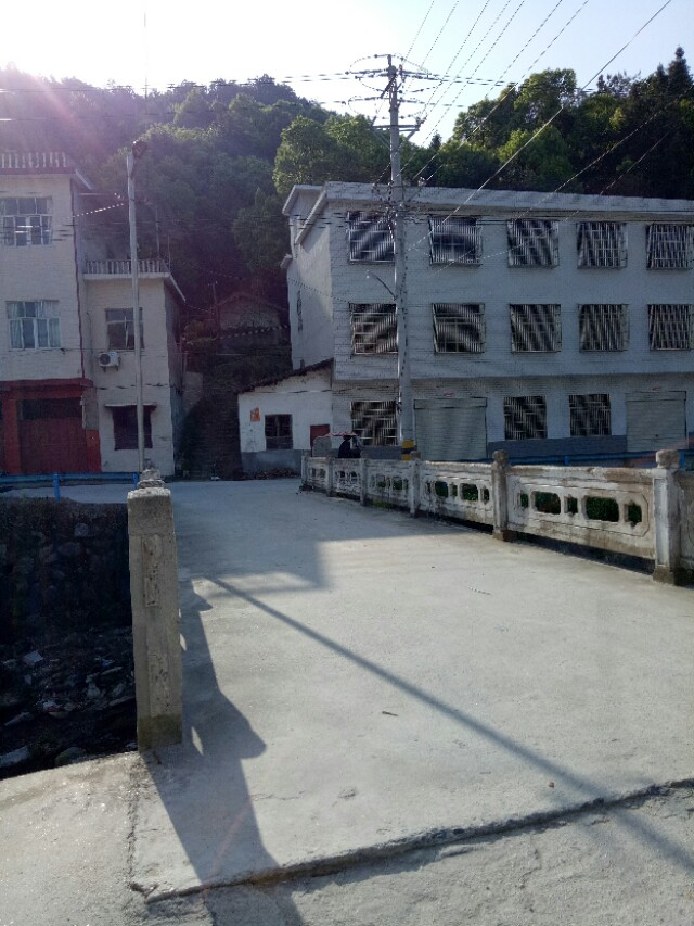 【民间传说,仪记公后裔通城丰衣南港胡姓屋场胡浩的神话故事】