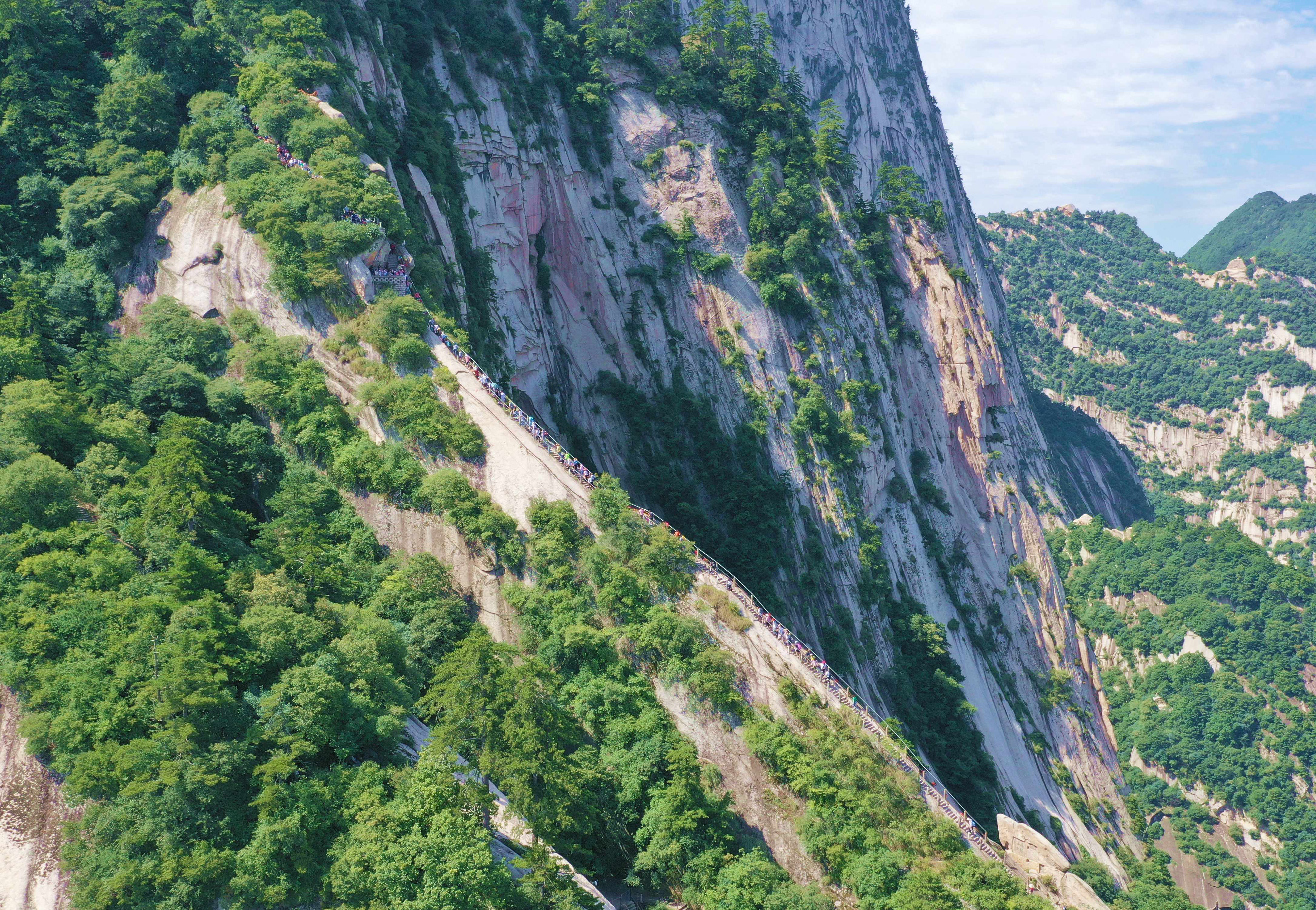 爬华山一日游路线推荐理由简短,去华山一日游最佳攻略夜爬