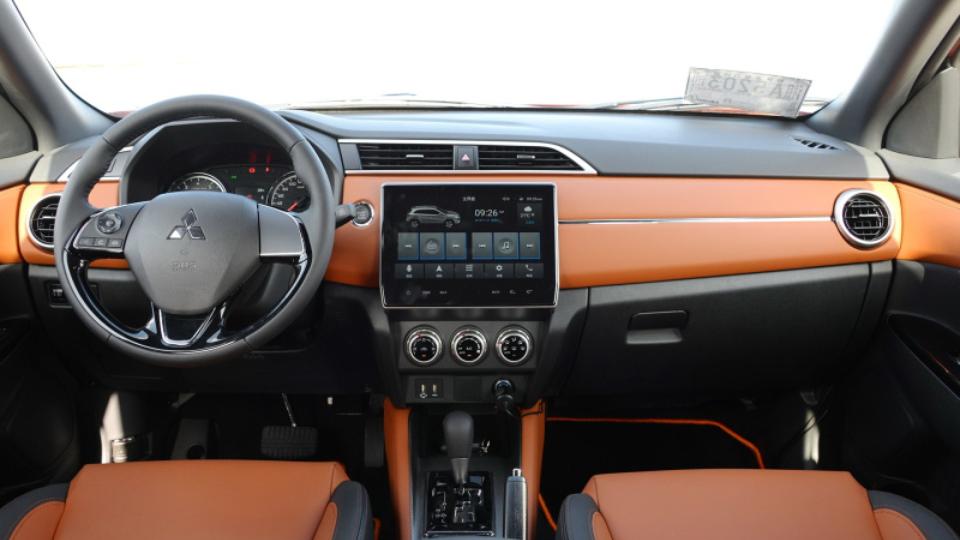 劲炫asx购车指南,2.0l油耗一公里一块钱算正常吗