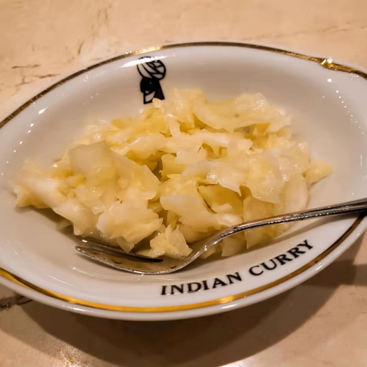 日本女生减脂吃圆白菜,日本美女减肥餐