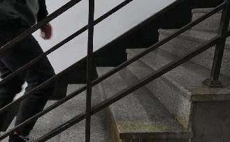 深蹲的经典错误,辟谣关于深蹲的七大误区