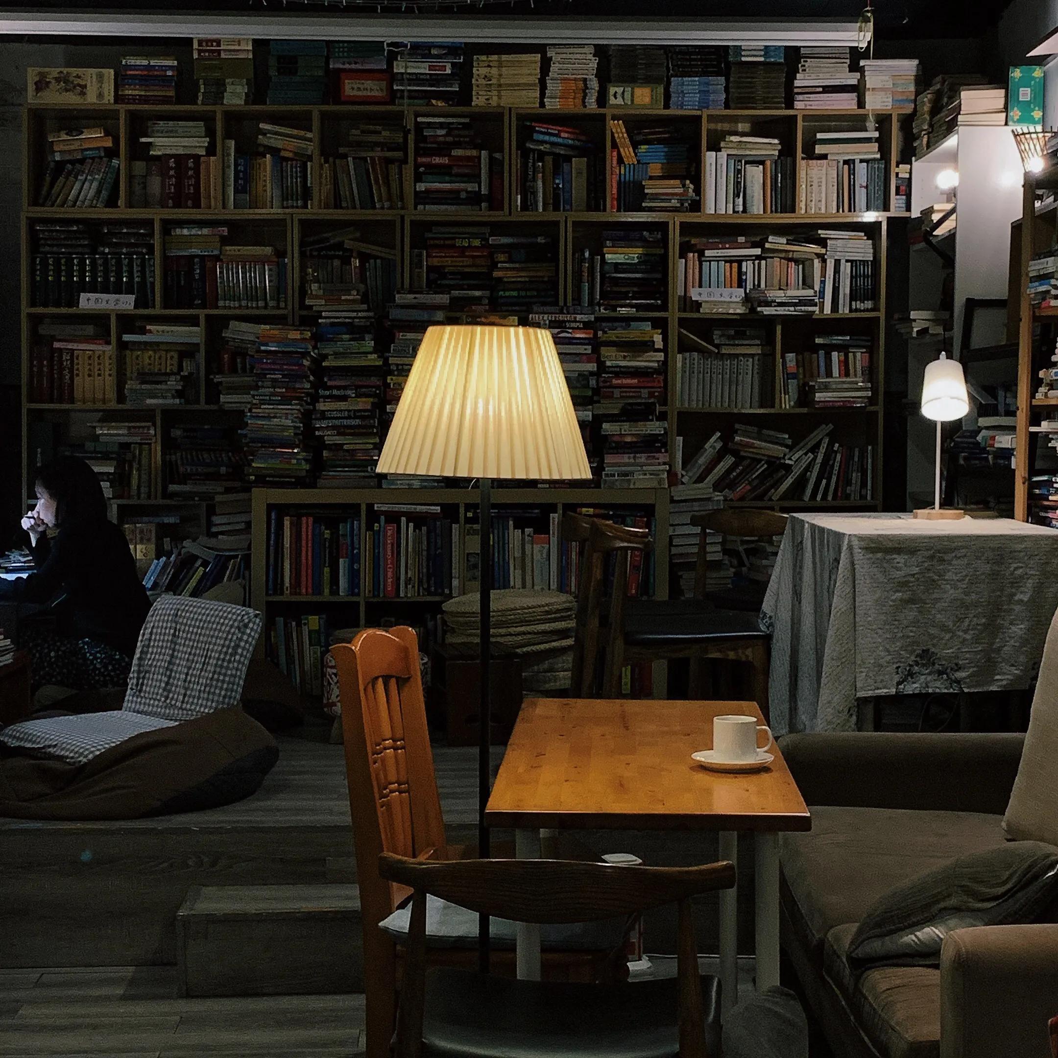 深圳蛇口|偶然走进电影里的书店