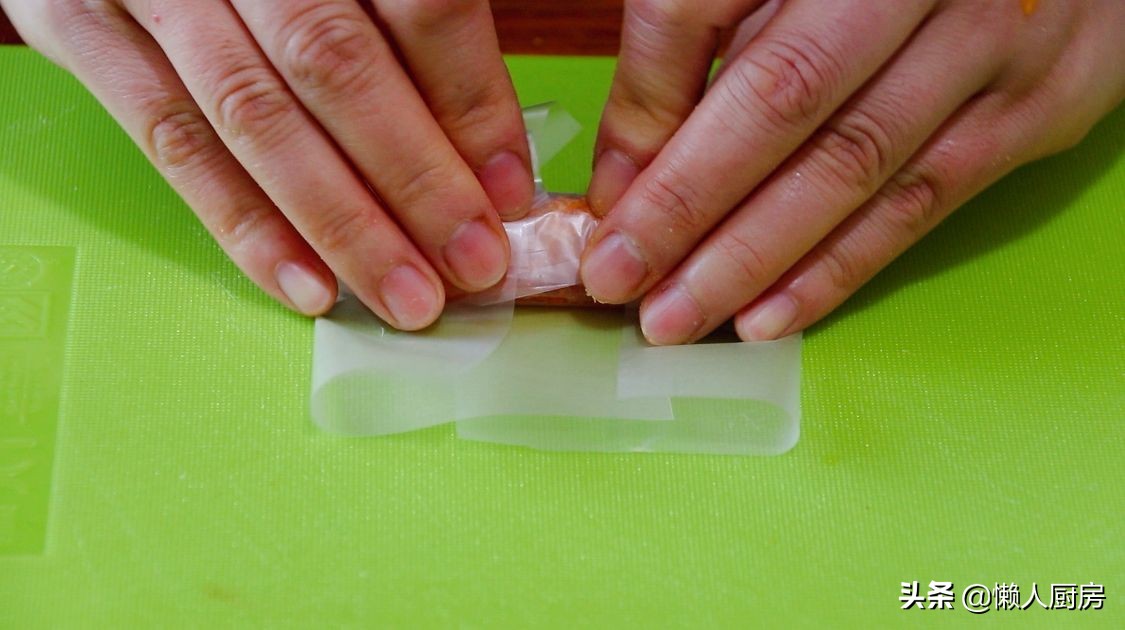 除夕夜吃年夜饭，做一道不一样的菜，吃着很香，家宴待客用得上