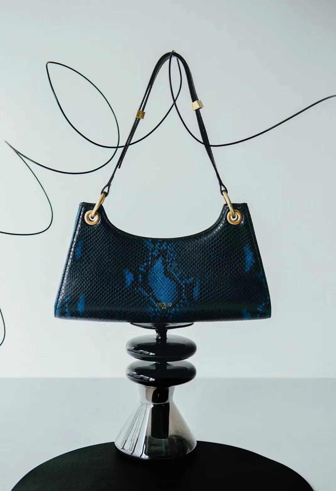 2021年包包推荐网红款,2020年最流行的包包是哪款