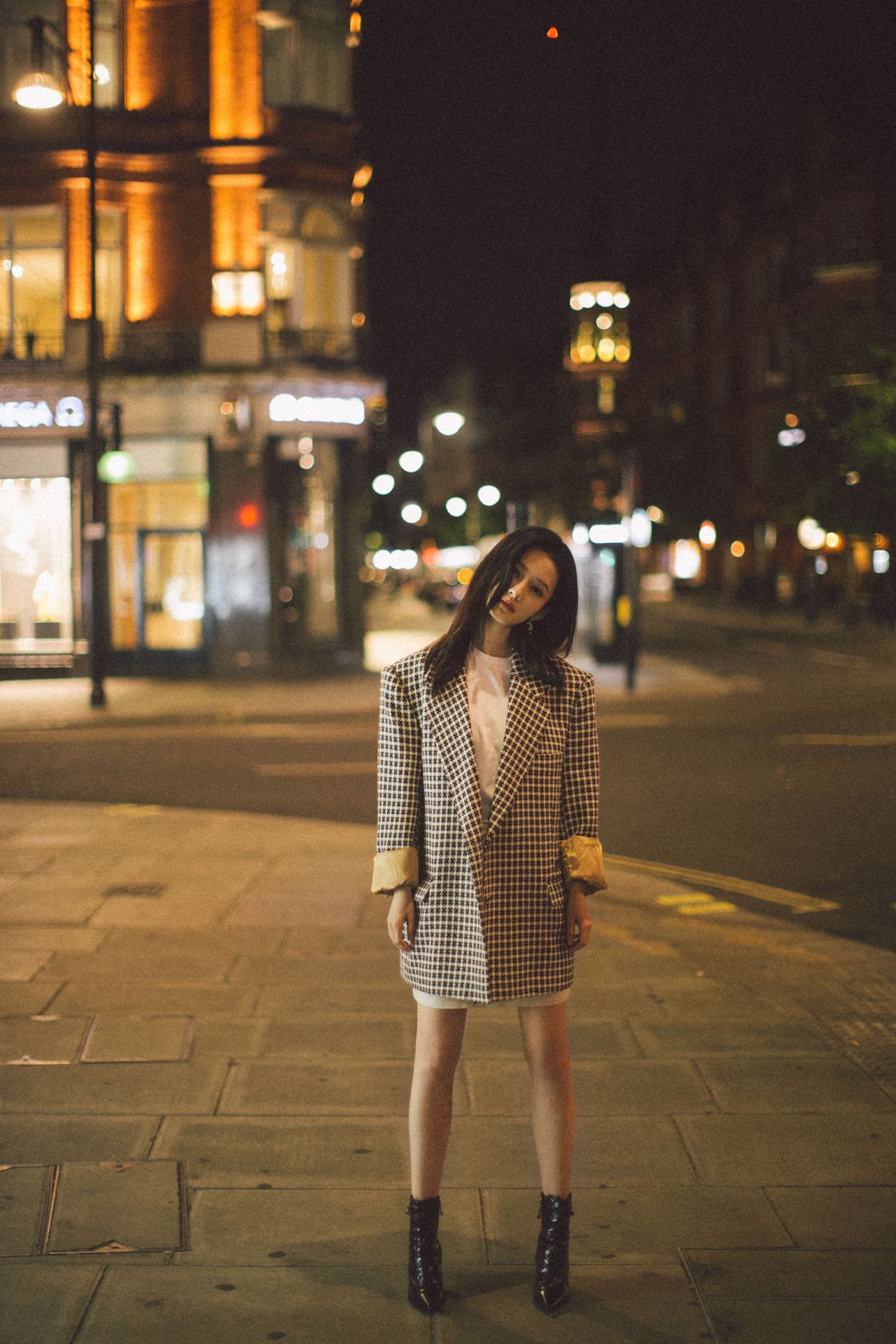 知性风格穿搭学李沁这么穿很好看,街拍李沁春秋穿搭