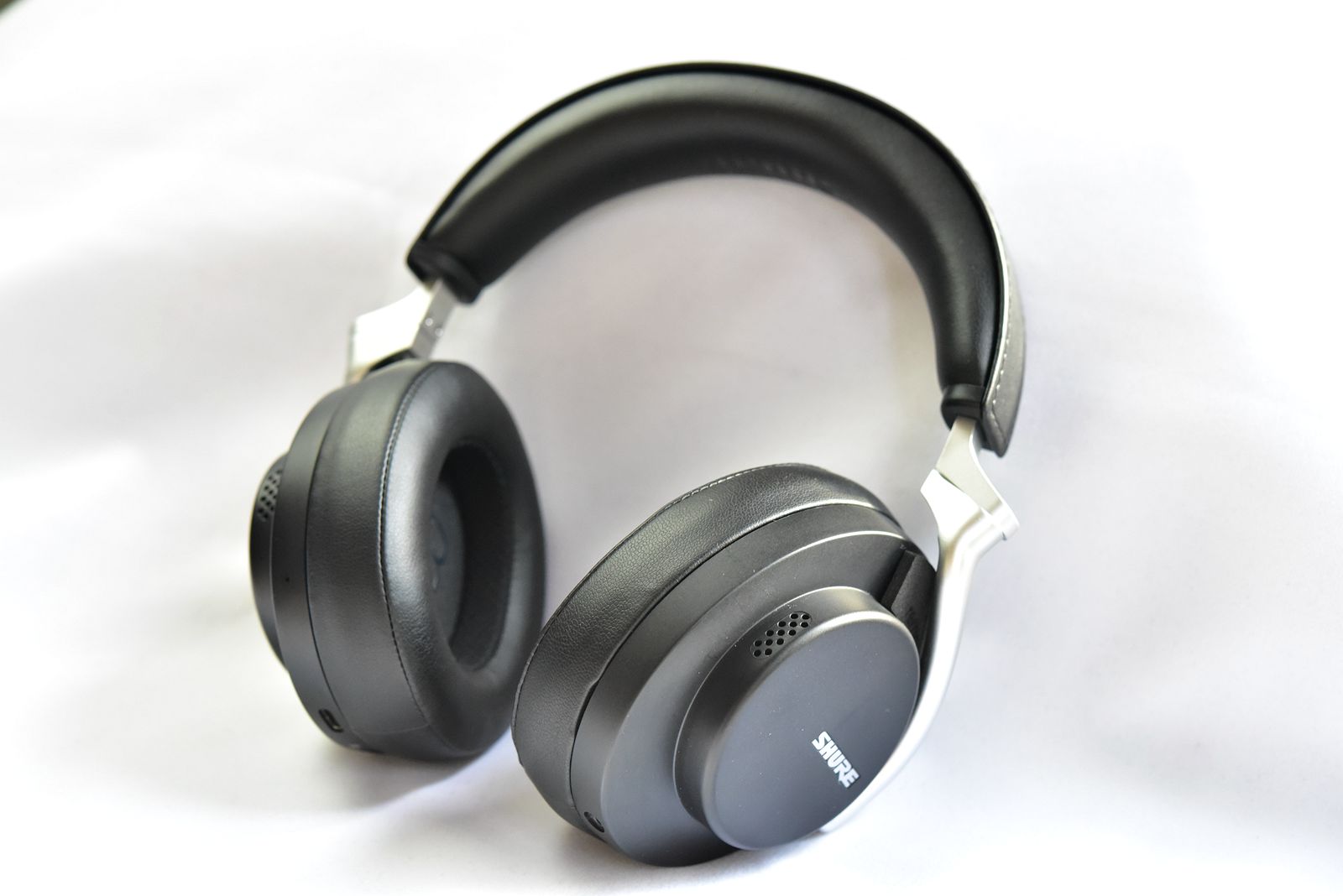 舒尔aonic50降噪如何,头戴耳机测评舒尔shureaonic50