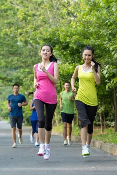 预防痛风发作的四个动作操,痛风者有救了四个小妙招缓解痛风