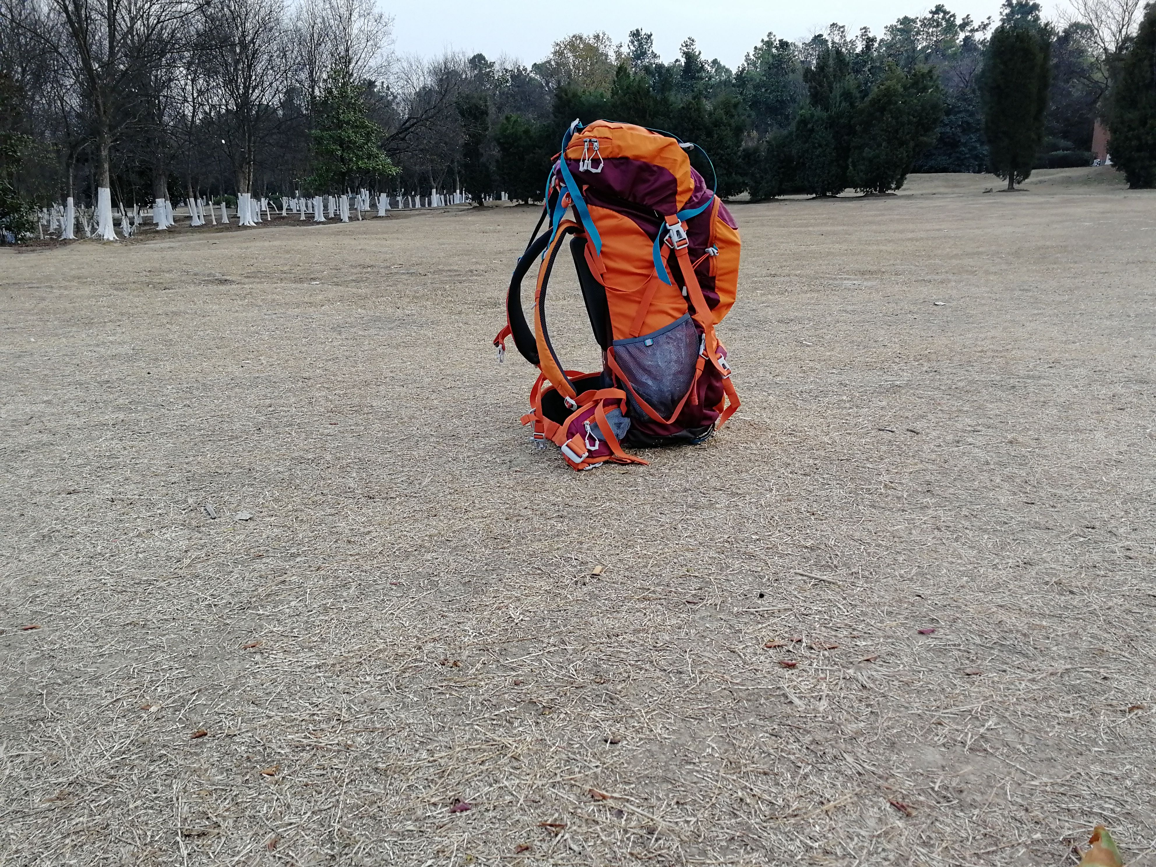 探路者60l登山包,探路者户外男款双肩背包