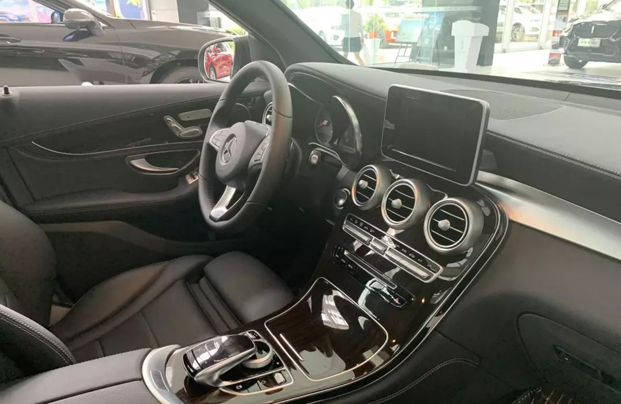 货比货得扔的上一句,货比货得扔说的是什么