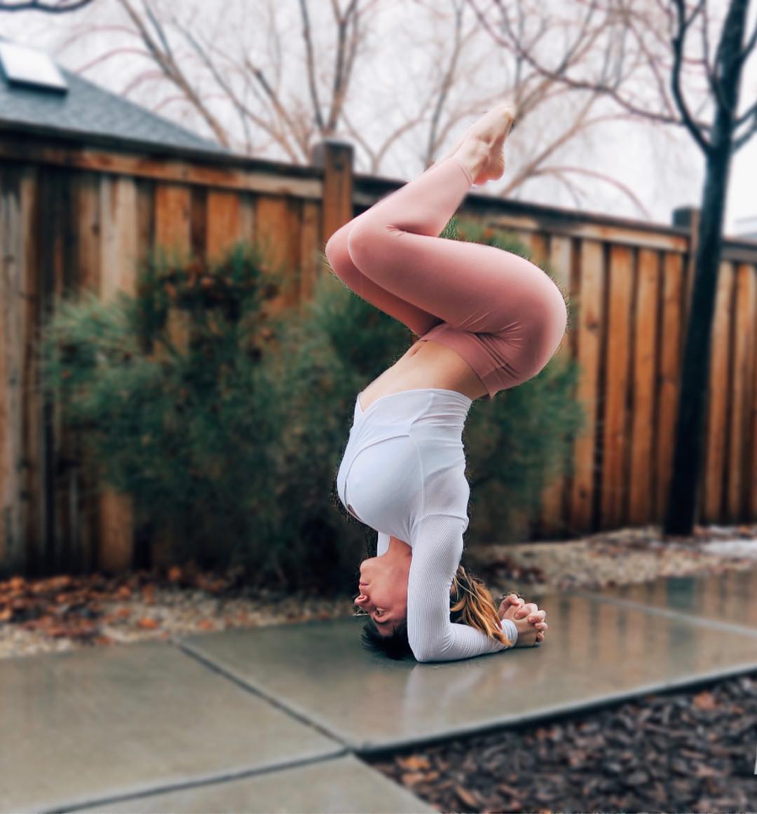 瘦小腹瑜伽最快最有效的方法,想要瘦腰腹学普拉提还是器械健身