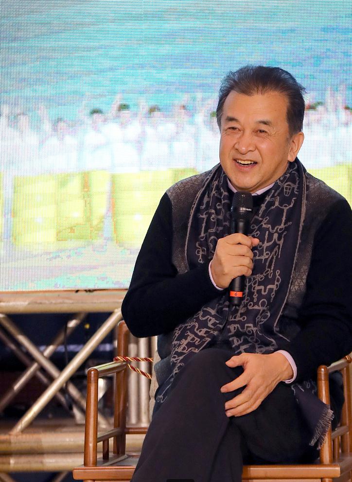 涓涓清泉显生机，黄宏夫妇智慧应对中年疲惫的婚姻