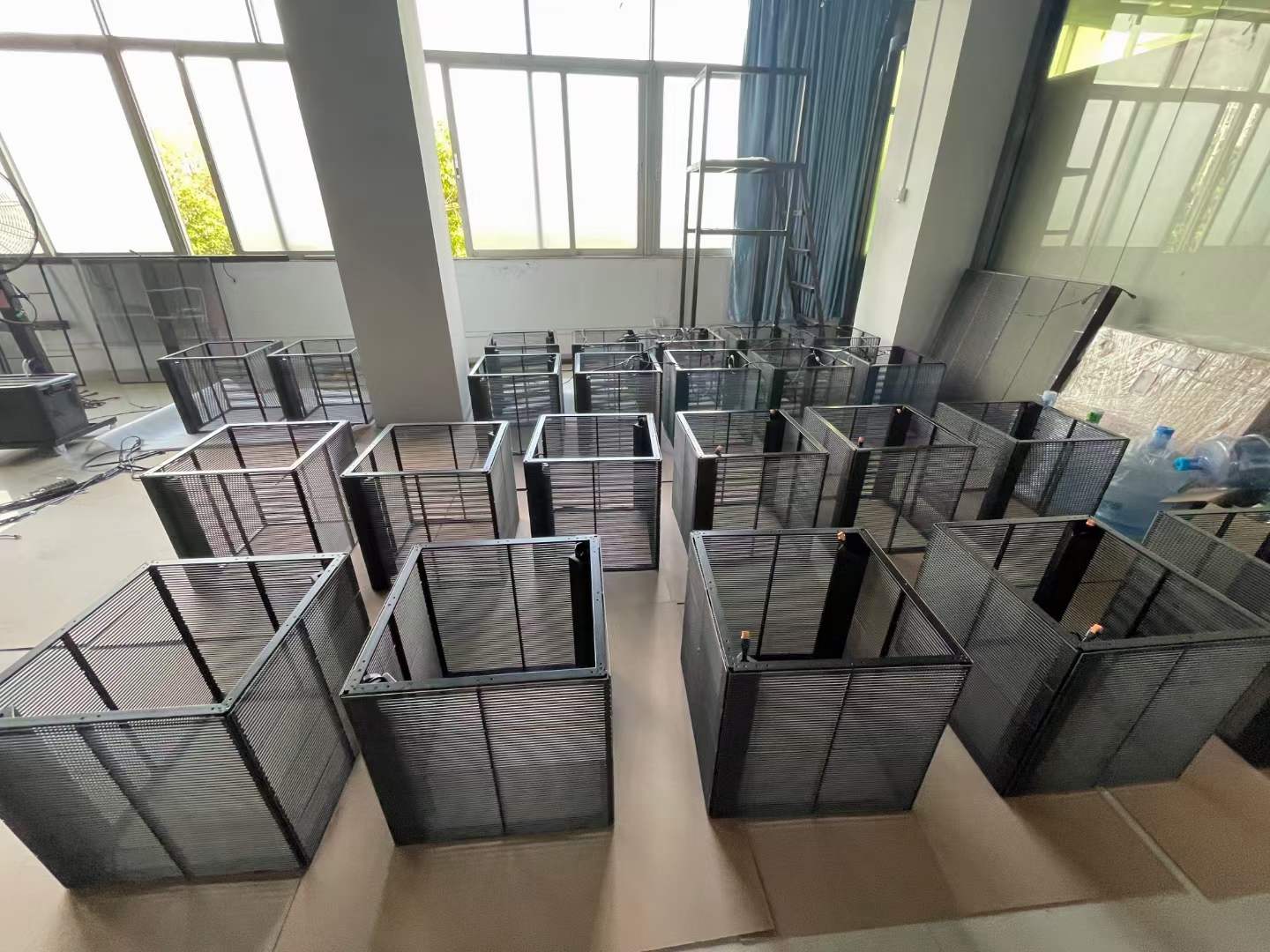 智能led车载屏透明屏,led透明屏的选择和注意事项