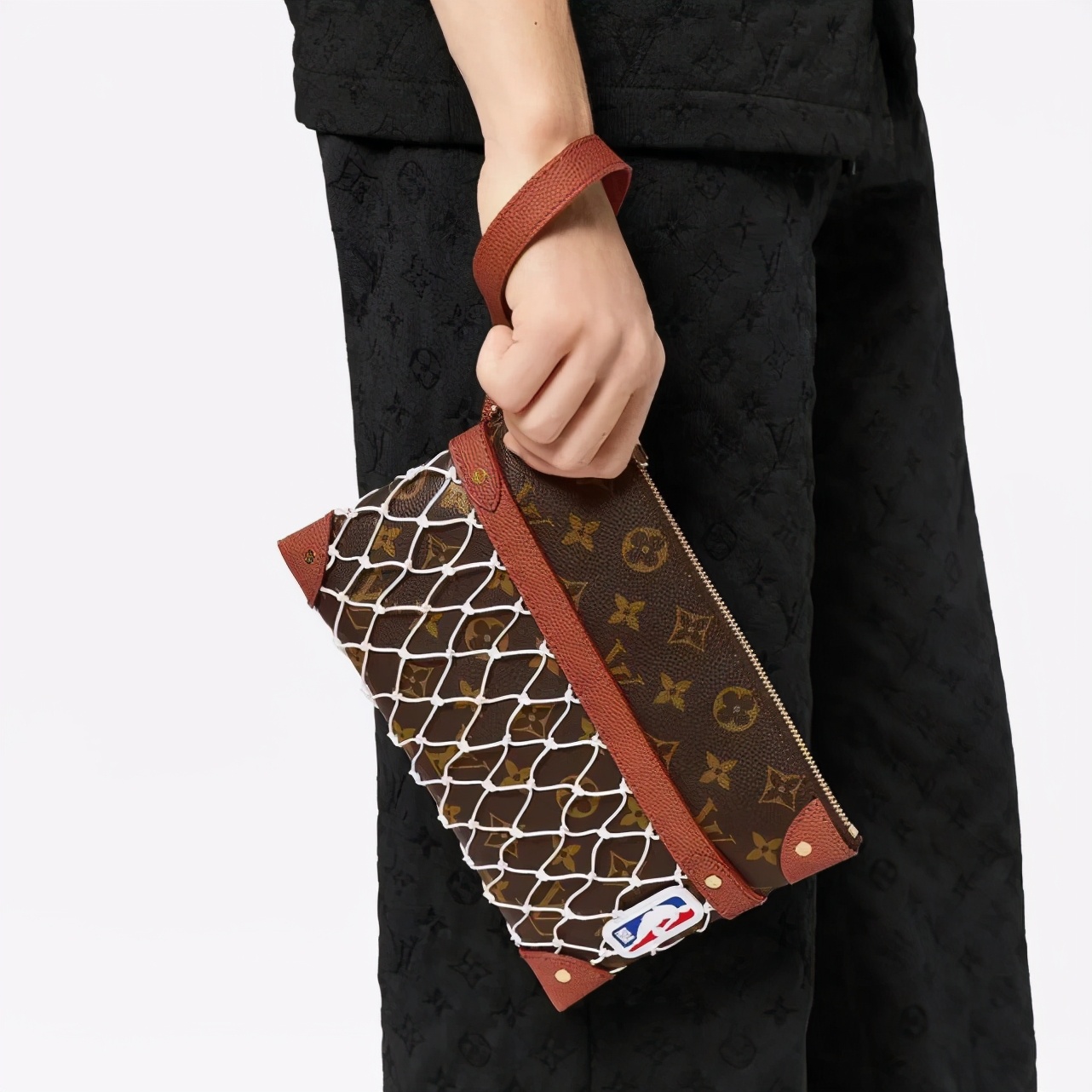 吴亦凡必上身！LV路易威登 x NBA联名清单曝光，确认发售