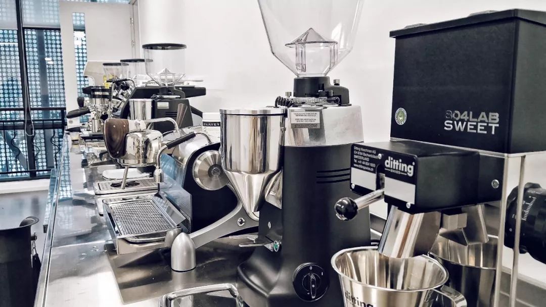 中赫时尚咖啡,中赫时尚咖啡学院学费