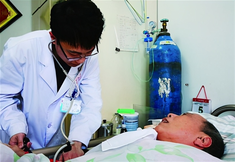 老人临终前会说胡话吗,为什么有些老人去世前会说胡话