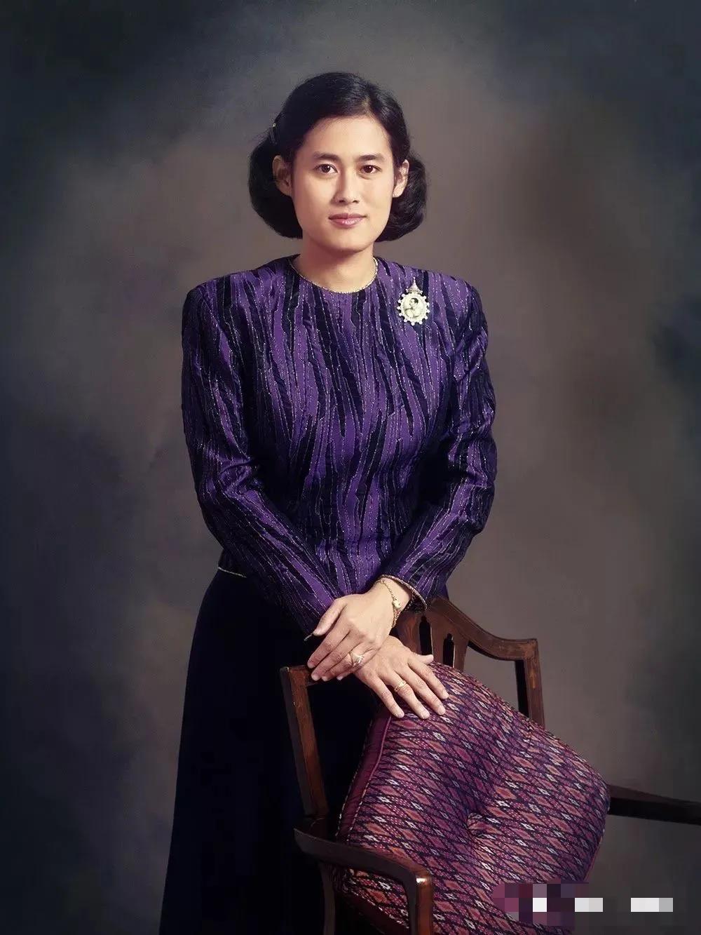 泰国国王是否是从古至今一个家族,泰国国王为什么疼爱小儿子