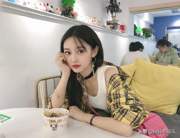 几十万打造宜昌豪横求婚，现场花艺师就35位，YY阮君与前男友结婚