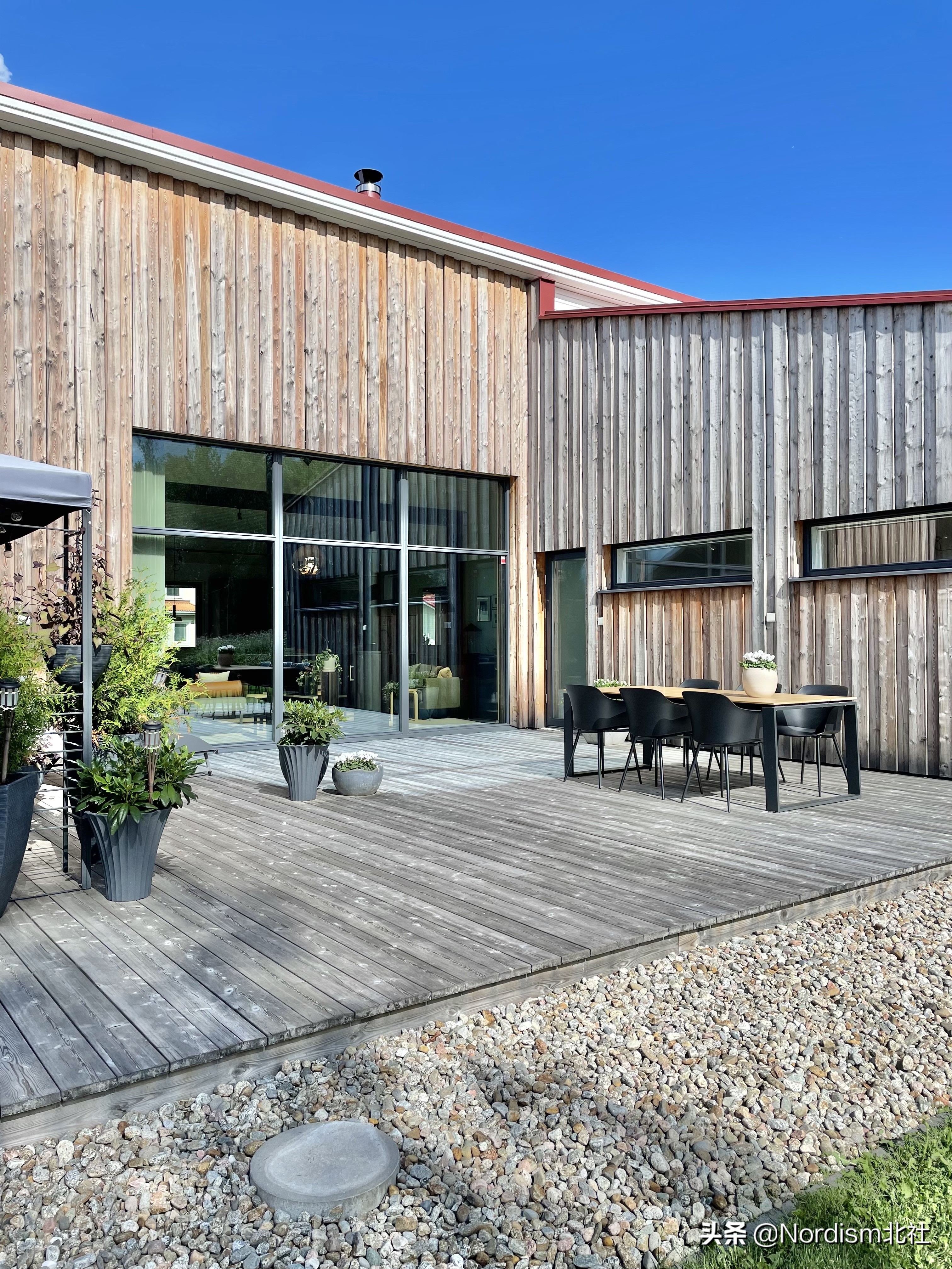 《空间》第50期：建筑+艺术+极简主义，Tiia的北欧自建房