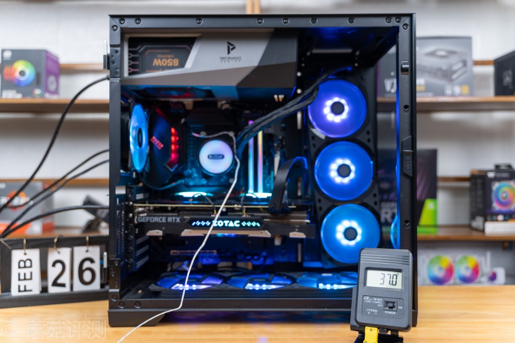 技嘉b550大雕主板评测,华擎x570太极雷蛇怎么样