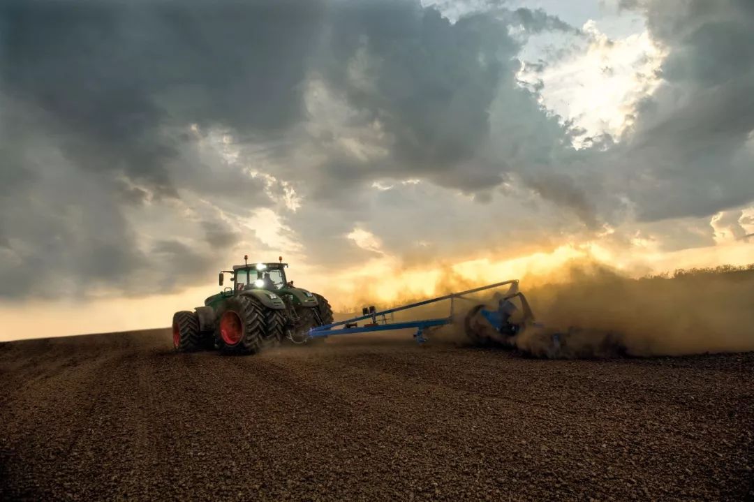 2024全国拖拉机排行榜前十名,农机拖拉机排名前十名有哪些