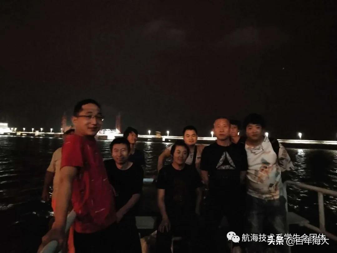 这个小妮不简单,乡下丫头不简单