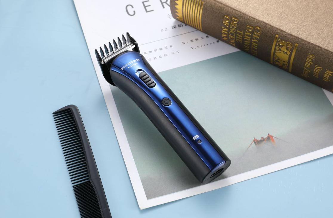 从小白一个月变成造型师，飞科理发器体验评测