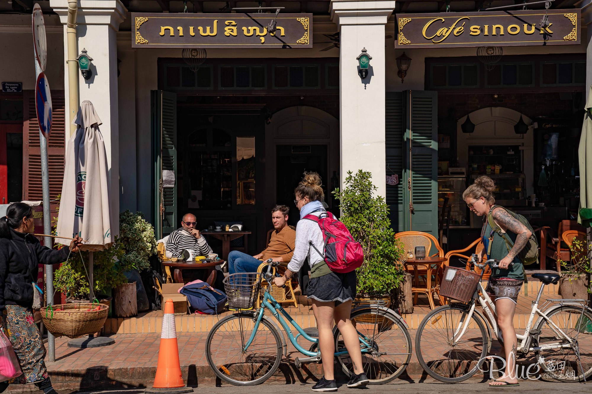 老挝旅游指南书籍,老挝旅游攻略1500字左右