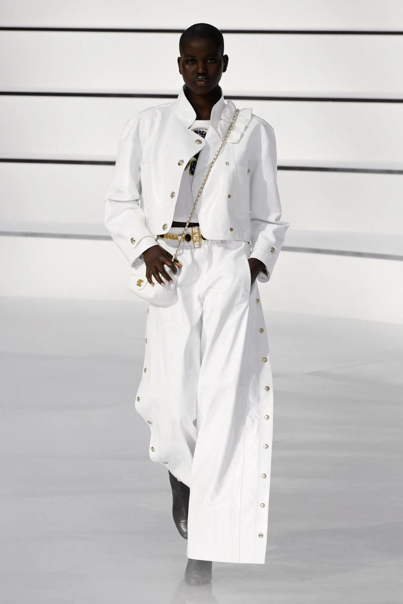 chanel早春秀,chanel2021成衣展