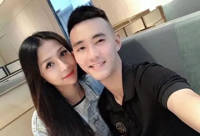 外国小伙网恋奔现发现是男的,小伙网恋奔现遇已婚妇女