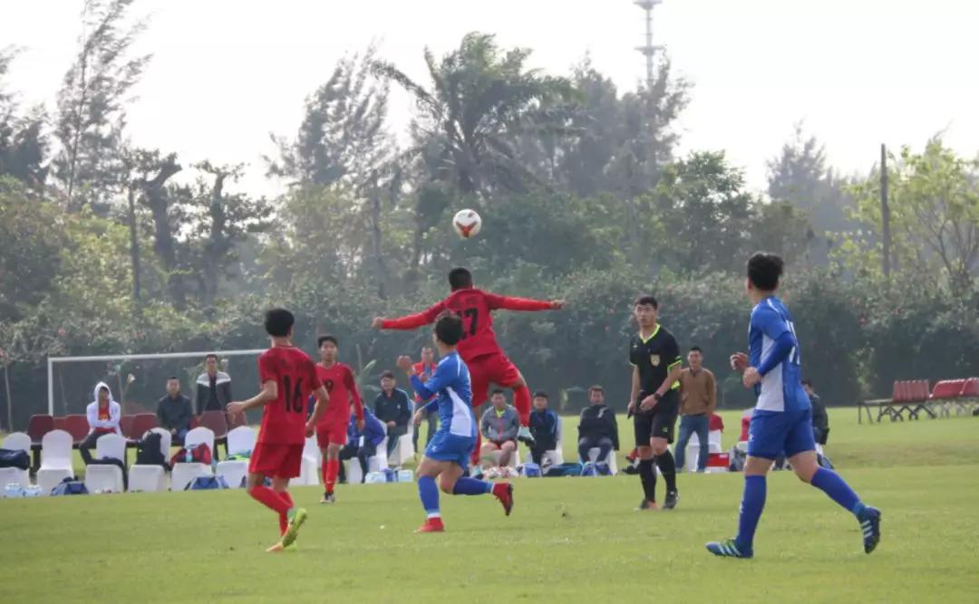 万宁足球氛围浓厚梯队形成赛事多彩