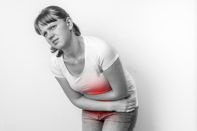 术后惊现腹部疼痛，小便说来就来，这是怎么回事？