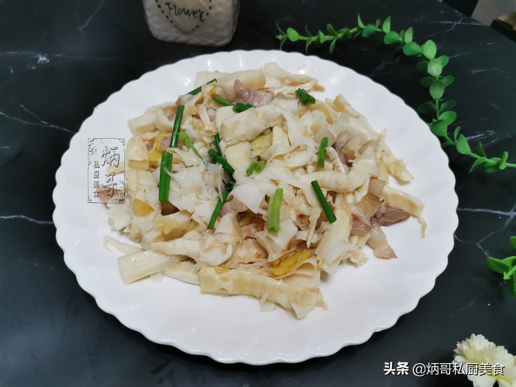 螺蛳粉酸辣下饭菜有哪些,柳州螺蛳粉经典菜