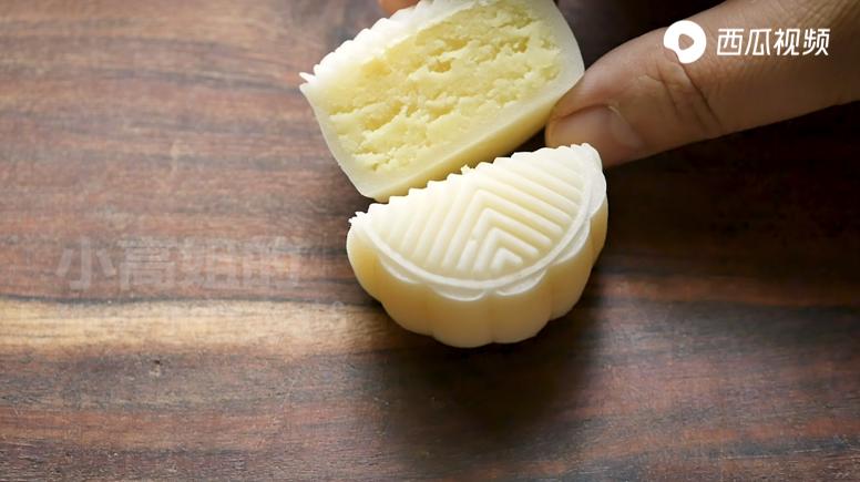 绿豆冰皮月饼教程视频,榴莲冰皮月饼怎么做好吃视频窍门