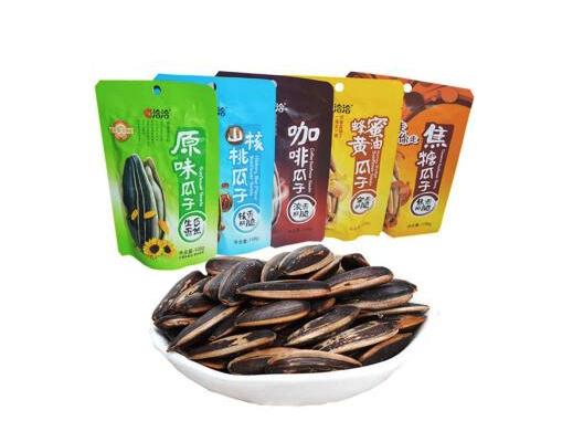 他靠卖小吃摊成了亿万富翁,靠卖干果炒货起家的富豪